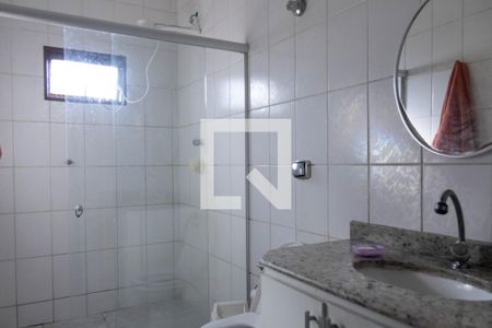 Casa à venda com 435m², 4 quartos e 3 vagas Casa à venda com 435m², 4 quartos e 3 vagasBanheiro Social