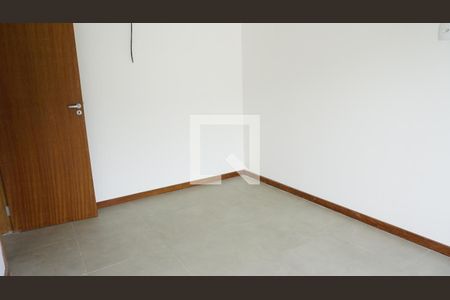 Casa de condomínio à venda com 220m², 3 quartos e 5 vagasQuarto 2