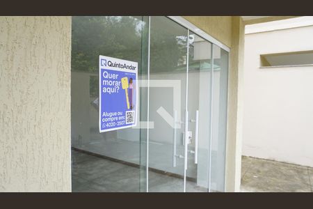 Casa de condomínio à venda com 220m², 3 quartos e 5 vagasPortão Entrada