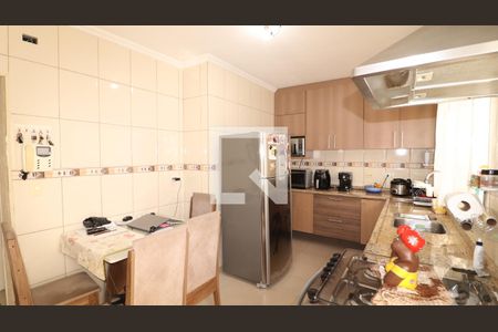 Casa à venda com 110m², 3 quartos e 2 vagasCozinha