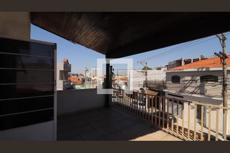 Casa à venda com 110m², 3 quartos e 2 vagasVaranda