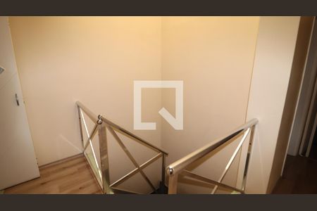 Casa à venda com 110m², 3 quartos e 2 vagasdetalhe escada