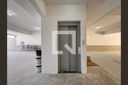 Apartamento à venda com 45m², 2 quartos e 1 vagaElevador 