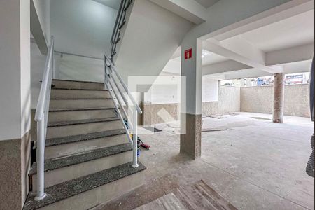 Apartamento à venda com 98m², 2 quartos e 1 vaga Apartamento à venda com 98m², 2 quartos e 1 vagaAcesso e elevador