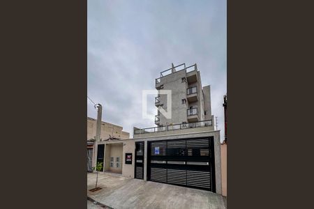 Apartamento à venda com 98m², 2 quartos e 1 vaga Apartamento à venda com 98m², 2 quartos e 1 vagaFachada