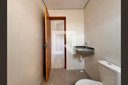 Apartamento para alugar com 49m², 2 quartos e sem vaga Apartamento para alugar com 49m², 2 quartos e sem vagaBanheiro da Suíte