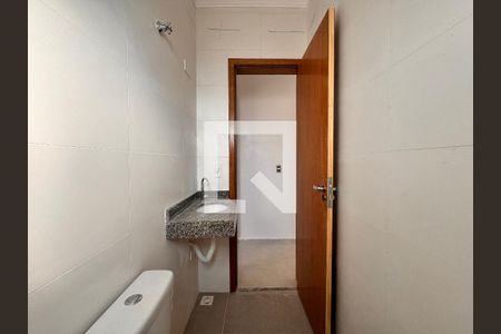 Apartamento à venda com 94m², 2 quartos e 1 vaga Apartamento à venda com 94m², 2 quartos e 1 vagaBanheiro Social