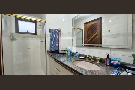 Apartamento à venda com 170m², 3 quartos e 3 vagasBanheiro Quarto 2 suíte