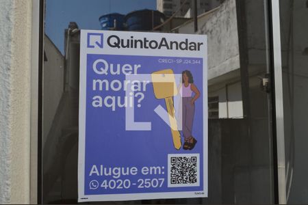 Casa à venda com 80m², 2 quartos e sem vagaPlaquinha