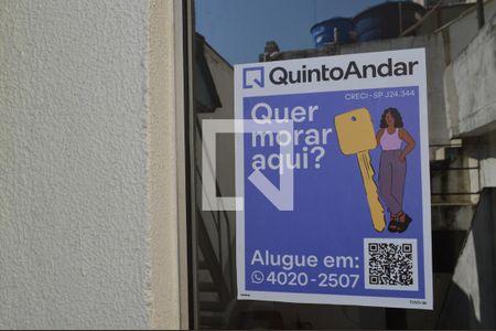 Casa à venda com 80m², 2 quartos e sem vagaPlaquinha