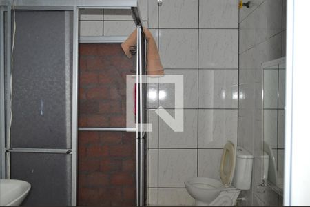 Casa à venda com 80m², 2 quartos e sem vagaBanheiro da Suite