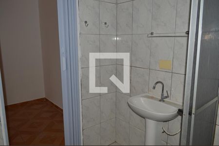 Casa à venda com 80m², 2 quartos e sem vagaBanheiro da Suite