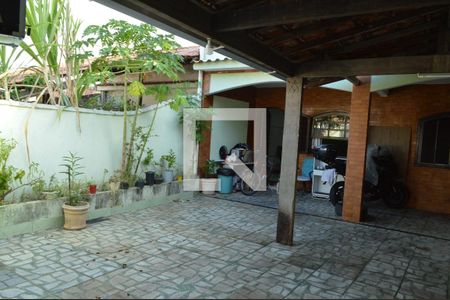 Casa à venda com 72m², 2 quartos e 2 vagas Casa à venda com 72m², 2 quartos e 2 vagasGaragem