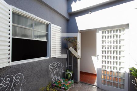 Casa à venda com 300m², 4 quartos e 2 vagas Casa à venda com 300m², 4 quartos e 2 vagasJardim de Inverno