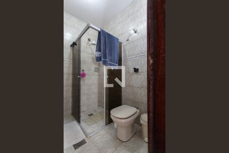 Casa à venda com 300m², 4 quartos e 2 vagas Casa à venda com 300m², 4 quartos e 2 vagasBanheiro Social