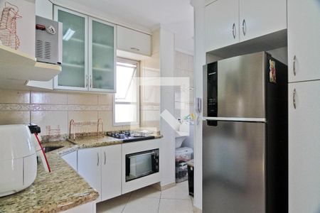 Apartamento à venda com 74m², 3 quartos e 1 vaga Apartamento à venda com 74m², 3 quartos e 1 vagaCozinha
