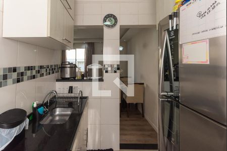 Apartamento à venda com 48m², 2 quartos e 1 vaga Apartamento à venda com 48m², 2 quartos e 1 vagaCozinha