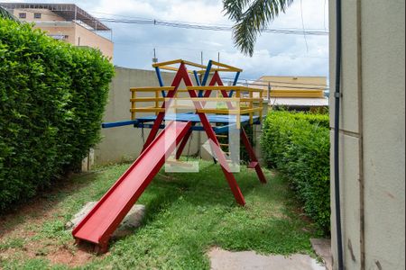 Apartamento à venda com 48m², 2 quartos e 1 vaga Apartamento à venda com 48m², 2 quartos e 1 vagaÁrea Comum - Playground