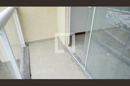 Casa de condomínio à venda com 190m², 3 quartos e 5 vagasVaranda - Quarto 2