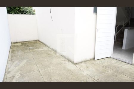 Casa de condomínio à venda com 190m², 3 quartos e 5 vagasArea de Serviço / Quintal