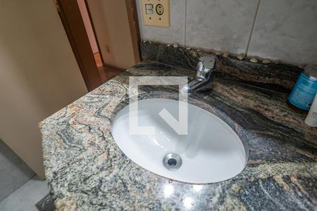 Apartamento à venda com 66m², 2 quartos e sem vaga Apartamento à venda com 66m², 2 quartos e sem vagaBanheiro