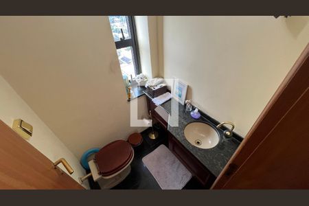 Apartamento à venda com 280m², 4 quartos e 4 vagas Apartamento à venda com 280m², 4 quartos e 4 vagasLavabo