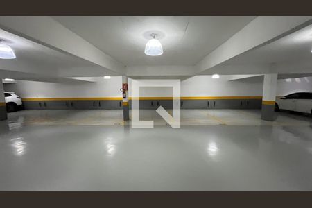 Apartamento à venda com 280m², 4 quartos e 4 vagas Apartamento à venda com 280m², 4 quartos e 4 vagasGaragem