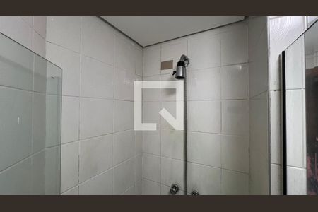 Apartamento à venda com 280m², 4 quartos e 4 vagas Apartamento à venda com 280m², 4 quartos e 4 vagasBanheiro da Suíte 1