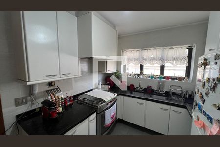 Apartamento à venda com 280m², 4 quartos e 4 vagas Apartamento à venda com 280m², 4 quartos e 4 vagasCozinha