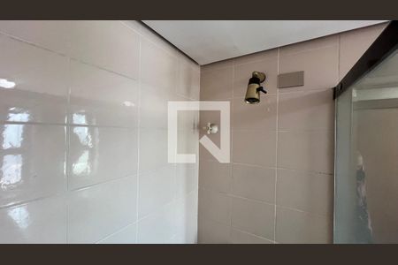 Apartamento à venda com 280m², 4 quartos e 4 vagas Apartamento à venda com 280m², 4 quartos e 4 vagasBanheiro da Suíte 2
