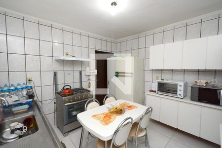 Casa para alugar com 129m², 3 quartos e 2 vagasCozinha