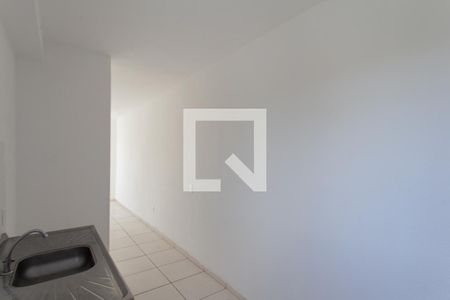 Apartamento à venda com 48m², 2 quartos e 1 vaga Apartamento à venda com 48m², 2 quartos e 1 vagaCozinha e Área de Serviço