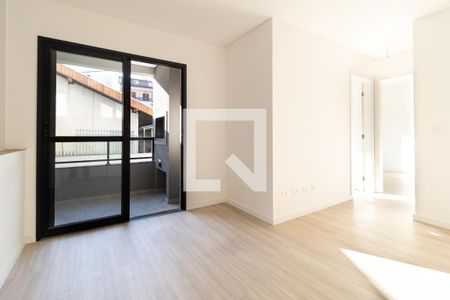 Sala de apartamento para alugar com 2 quartos, 53m² em Campo Comprido, Curitiba