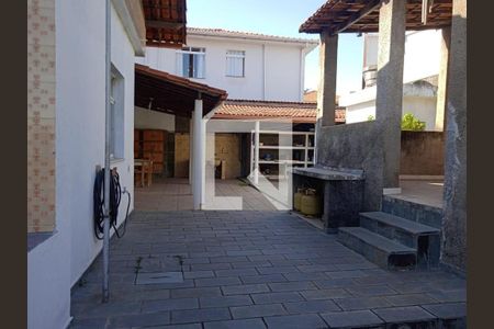 Casa à venda com 386m², 3 quartos e 2 vagas