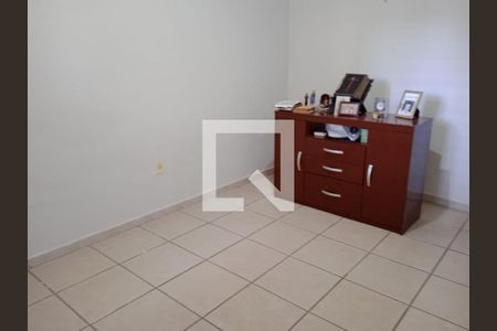 Casa à venda com 386m², 3 quartos e 2 vagas