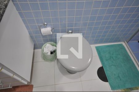 Casa à venda com 320m², 3 quartos e 5 vagasBanheiro da Suíte 2