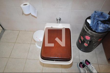 Casa à venda com 320m², 3 quartos e 5 vagasBanheiro da Suíte 3