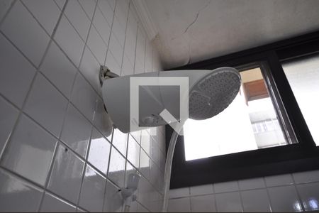 Casa à venda com 320m², 3 quartos e 5 vagasBanheiro da Suíte 2