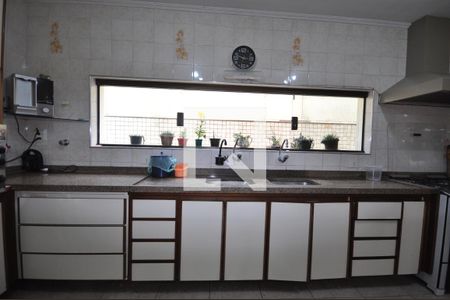 Casa à venda com 320m², 3 quartos e 5 vagasCozinha