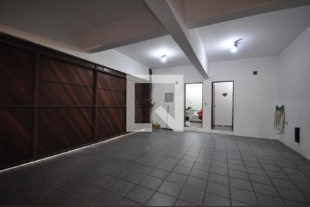 Casa à venda com 320m², 3 quartos e 5 vagasGaragem