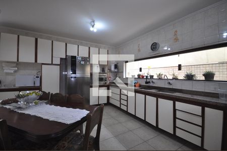 Casa à venda com 320m², 3 quartos e 5 vagasCozinha