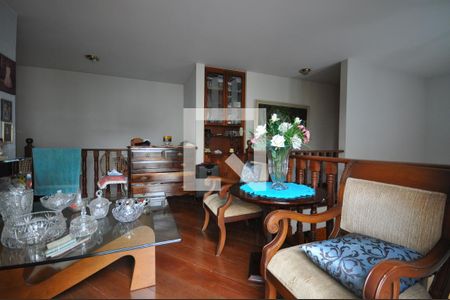 Casa à venda com 320m², 3 quartos e 5 vagasEspaço Convivência