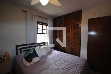 Casa à venda com 320m², 3 quartos e 5 vagasSuíte 3