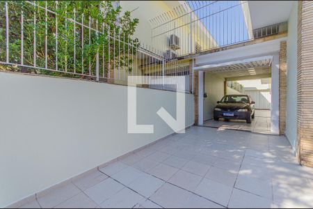 Casa à venda com 280m², 3 quartos e 4 vagasGaragem