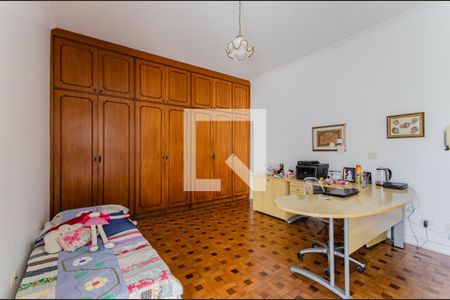 Casa à venda com 280m², 3 quartos e 4 vagasSuíte 2