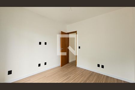 Casa à venda com 130m², 3 quartos e 2 vagas Casa à venda com 130m², 3 quartos e 2 vagasQuarto 3