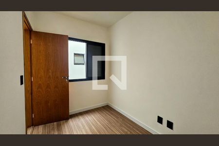 Casa à venda com 130m², 3 quartos e 2 vagas Casa à venda com 130m², 3 quartos e 2 vagasQuarto 2