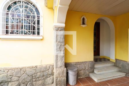 Casa à venda com 800m², 4 quartos e 6 vagasHall de entrada