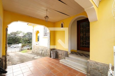 Casa à venda com 800m², 4 quartos e 6 vagasVaranda