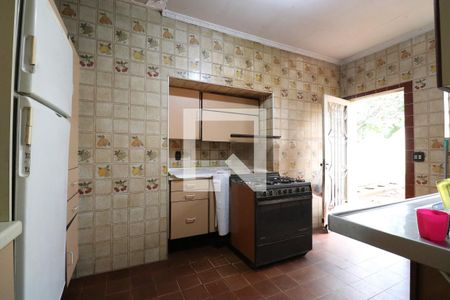 Casa à venda com 800m², 4 quartos e 6 vagasCozinha